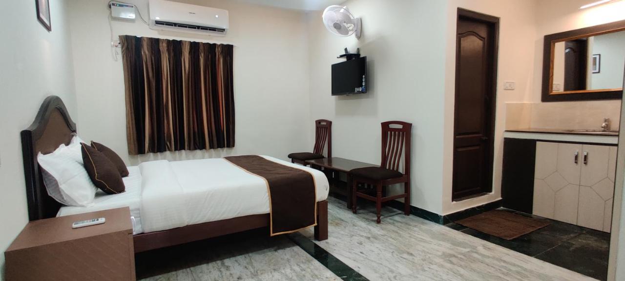 Rmc Travellers Inn Chennai Esterno foto