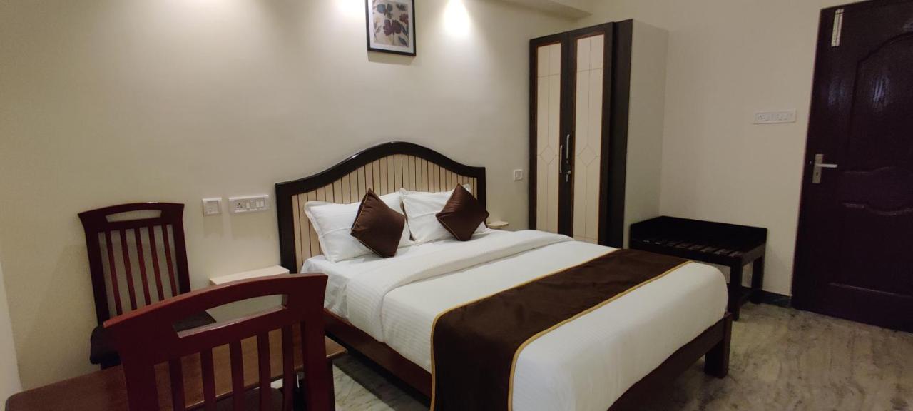 Rmc Travellers Inn Chennai Esterno foto