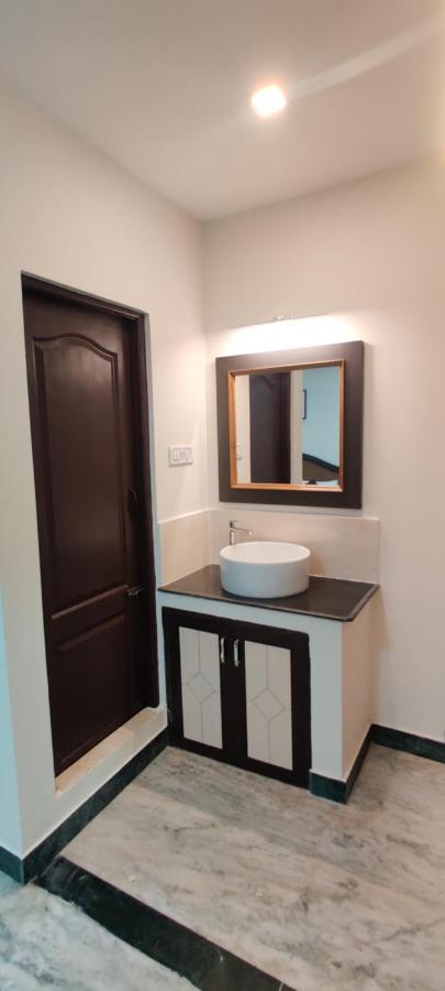 Rmc Travellers Inn Chennai Esterno foto