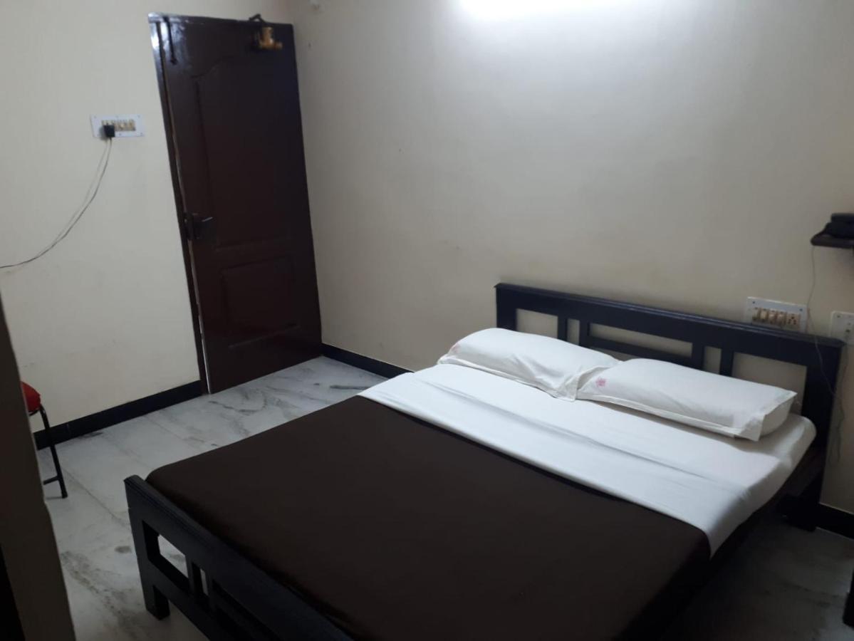 Rmc Travellers Inn Chennai Esterno foto