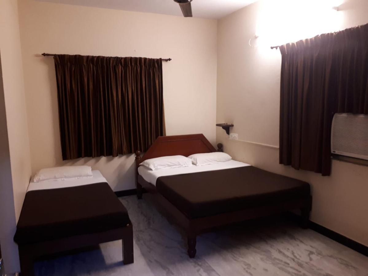 Rmc Travellers Inn Chennai Esterno foto