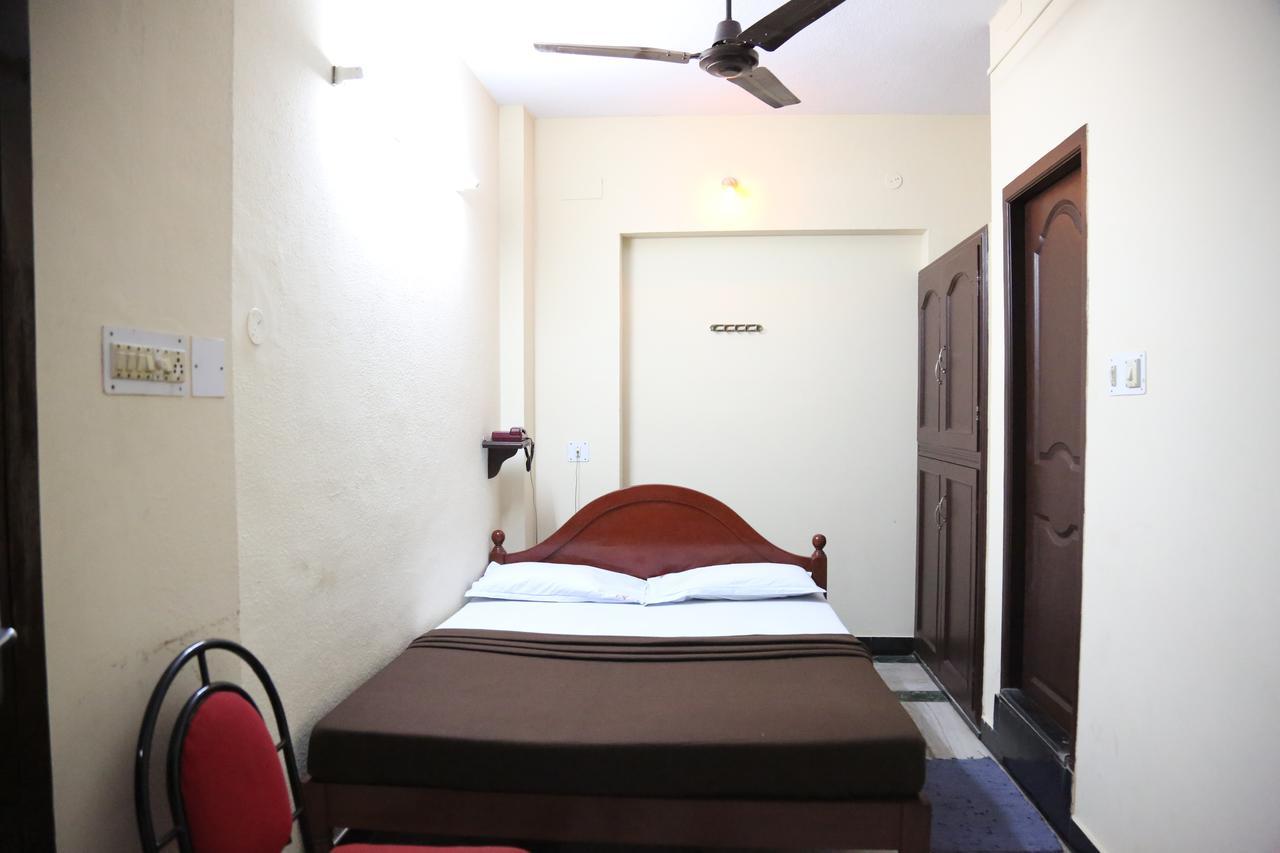 Rmc Travellers Inn Chennai Esterno foto